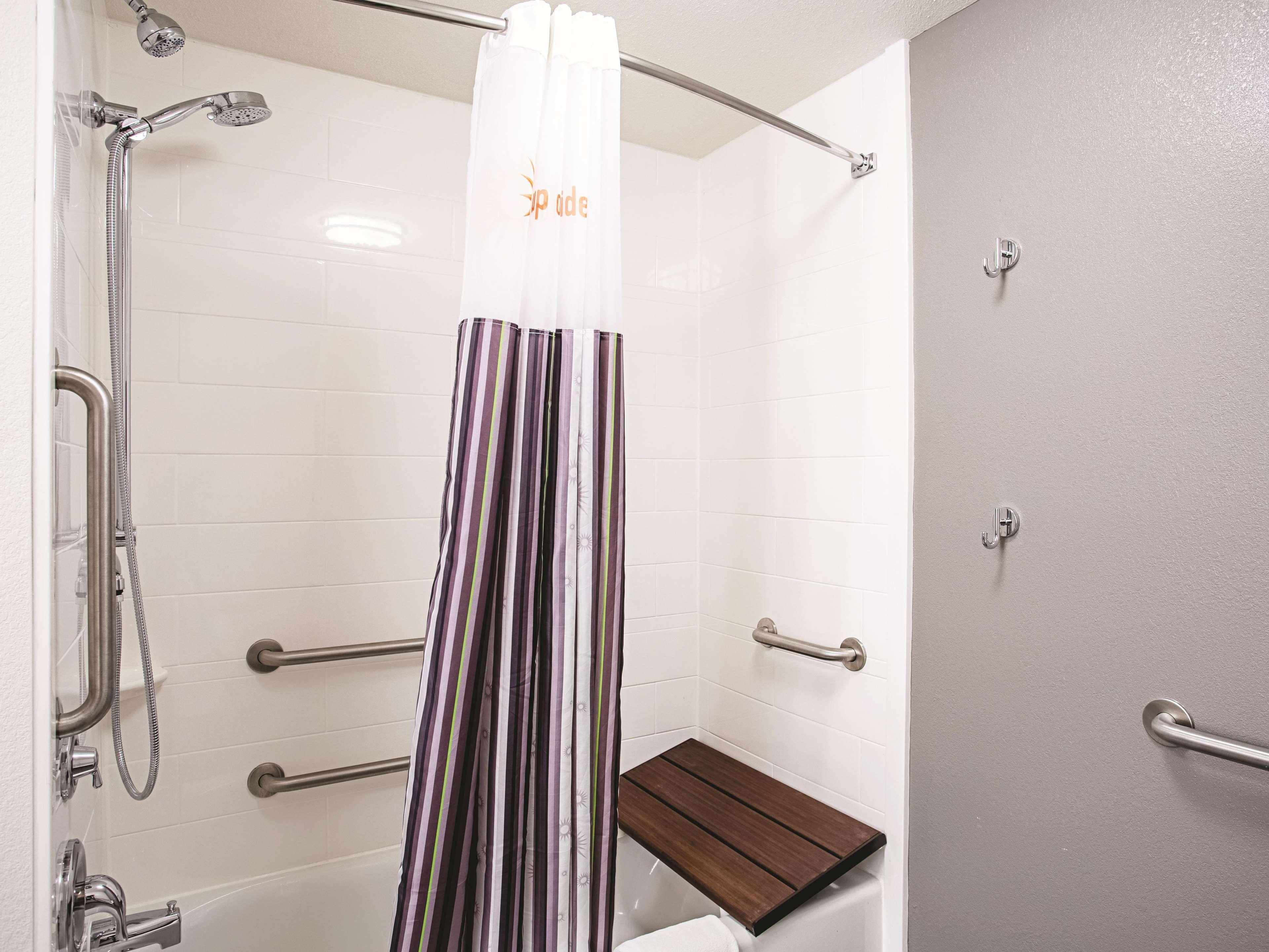 La Quinta By Wyndham Baltimore N / White Marsh Rosedale Exterior photo