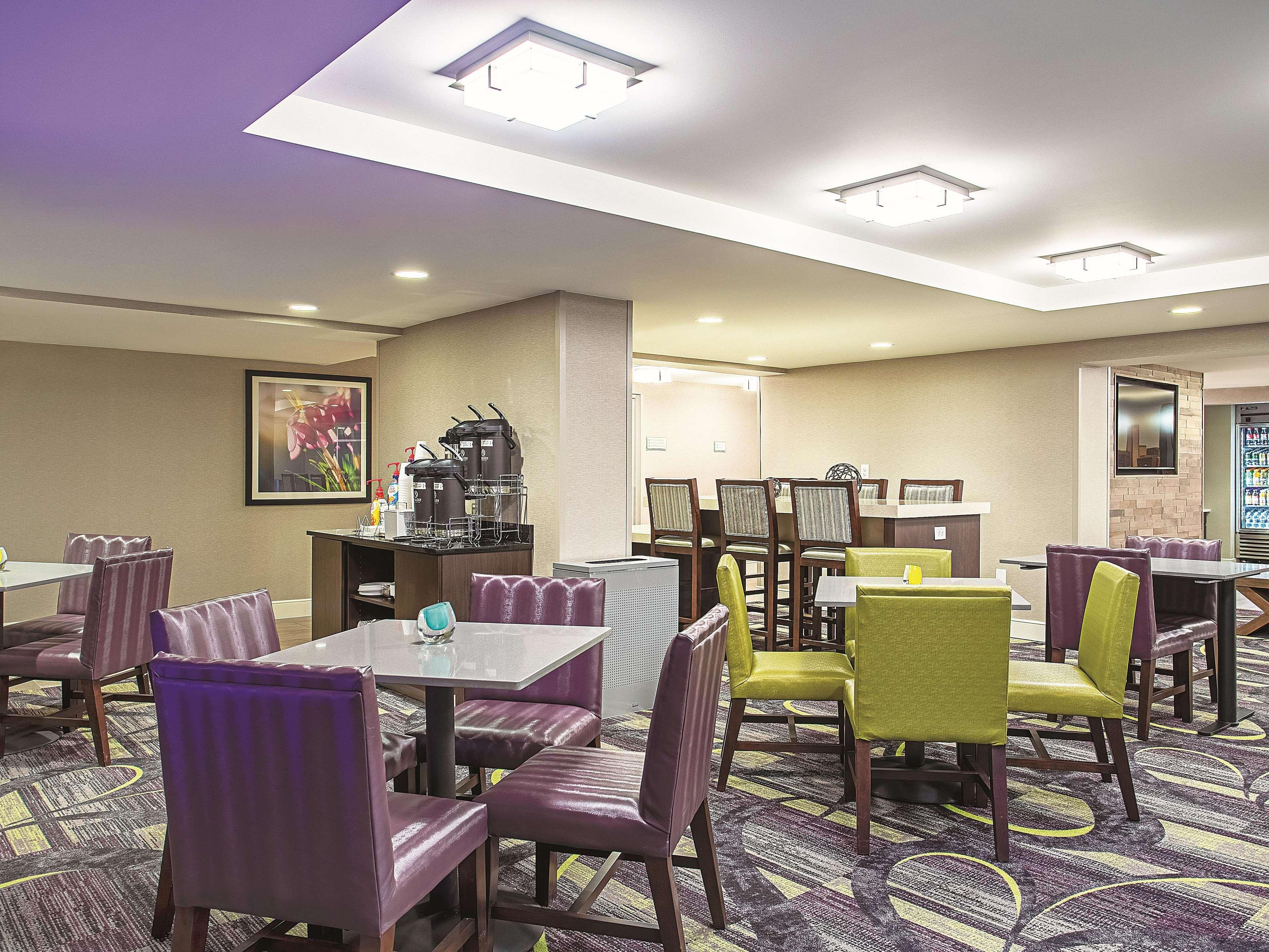 La Quinta By Wyndham Baltimore N / White Marsh Rosedale Exterior photo