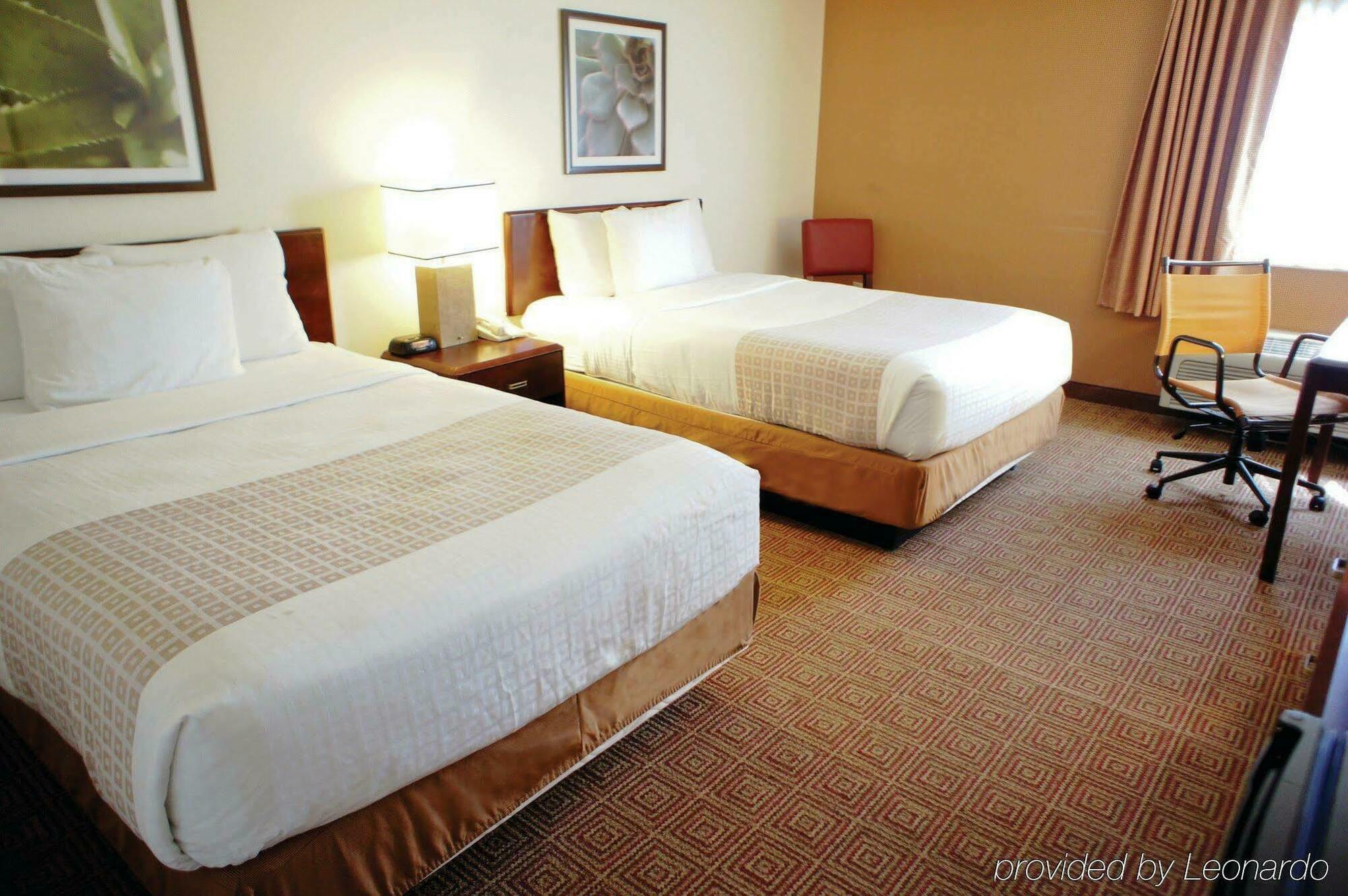 La Quinta By Wyndham Baltimore N / White Marsh Rosedale Exterior photo