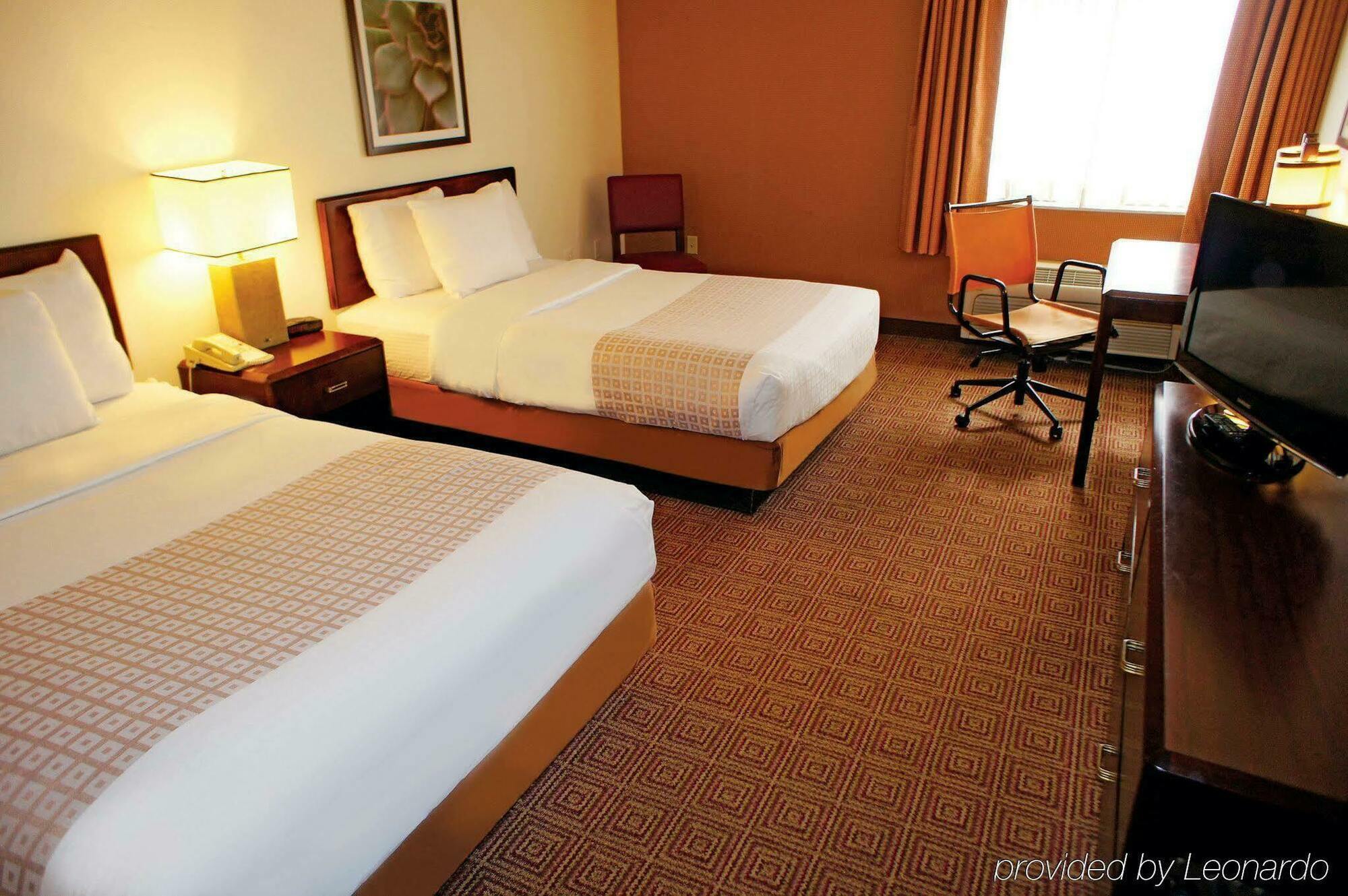 La Quinta By Wyndham Baltimore N / White Marsh Rosedale Exterior photo